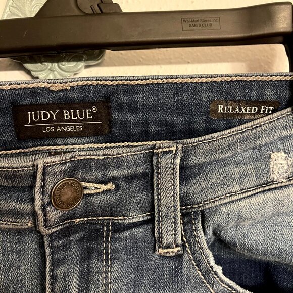 Judy Blue JB8273MD Women's Relaxed Fit Straight leg Distressed Jeans size 9/29 - Picture 5 of 11